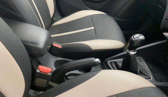 2019 Hyundai Elite i20 ASTA 1.2 (O), Petrol, Manual, 46,282 km, Gear Lever