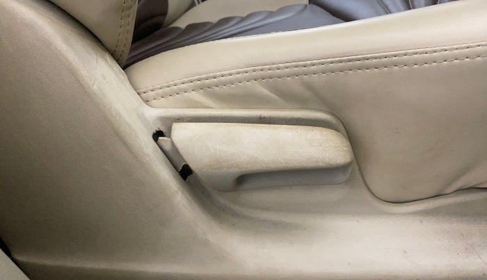 2014 Maruti Ertiga VXI, Petrol, Manual, 30,544 km, Driver Side Adjustment Panel