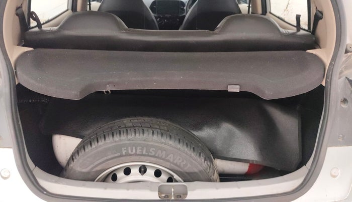 2018 Hyundai NEW SANTRO SPORTZ AMT, CNG, Automatic, 43,478 km, Boot Inside