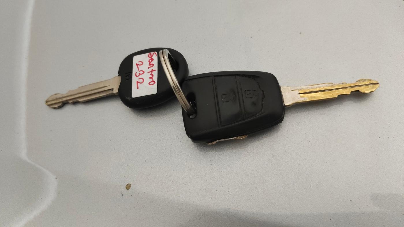 2018 Hyundai NEW SANTRO SPORTZ AMT, CNG, Automatic, 43,478 km, Key Close Up