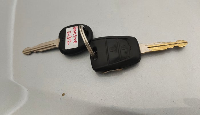 2018 Hyundai NEW SANTRO SPORTZ AMT, CNG, Automatic, 43,478 km, Key Close Up