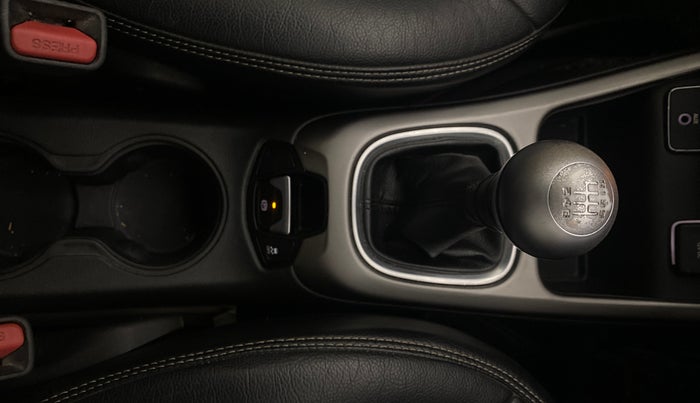 2017 Jeep Compass LONGITUDE (O) 2.0 DIESEL, Diesel, Manual, 85,899 km, Gear Lever