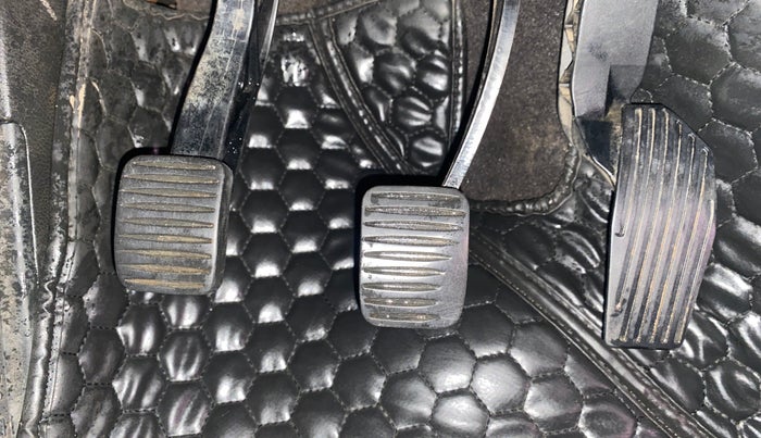 2017 Jeep Compass LONGITUDE (O) 2.0 DIESEL, Diesel, Manual, 85,899 km, Pedals