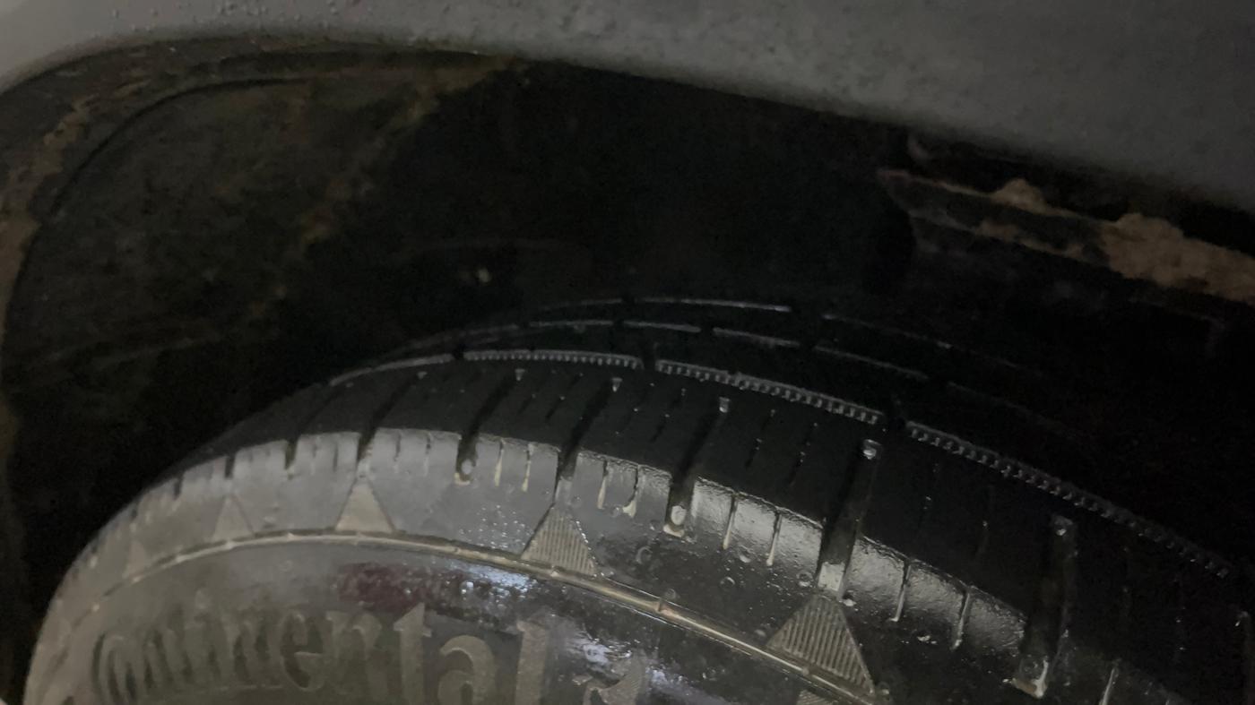 2021 Tata Harrier XZA PLUS 2.0L, Diesel, Automatic, 98,036 km, Left Front Tyre Tread