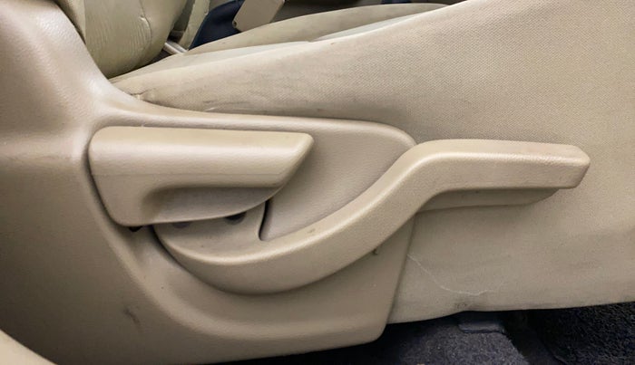 2015 Honda Amaze 1.2L I-VTEC S, Petrol, Manual, 82,275 km, Driver Side Adjustment Panel