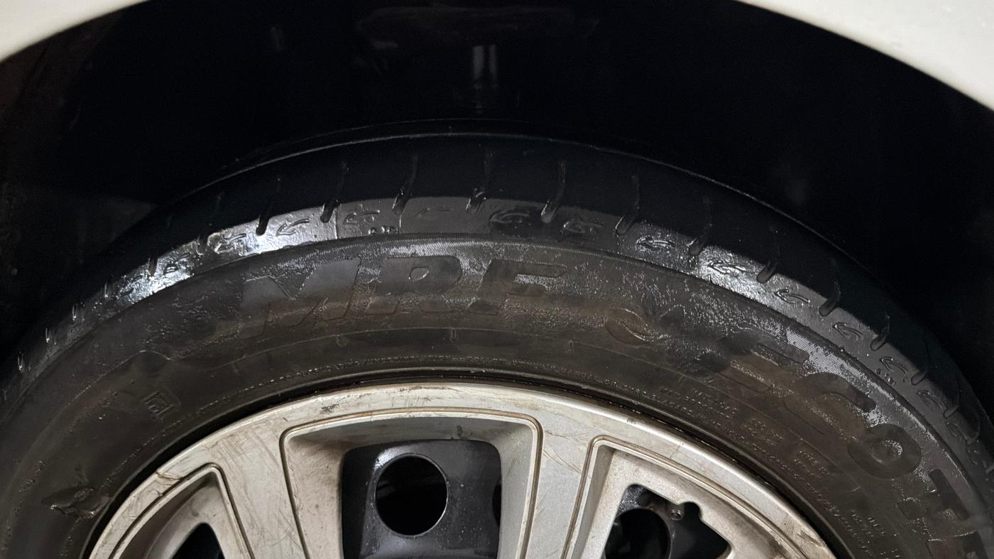 2023 Tata ALTROZ XM PETROL, Petrol, Manual, 51,148 km, Right Front Tyre Tread