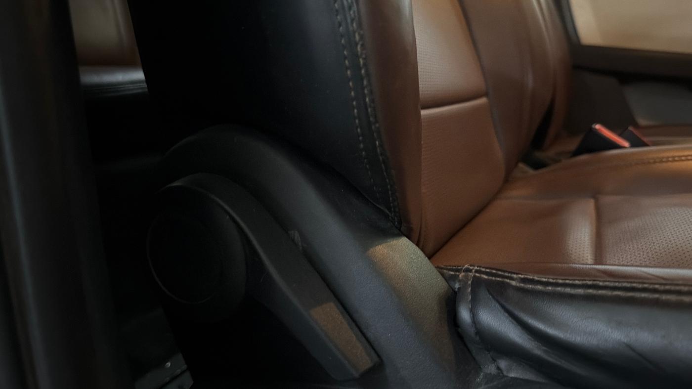 2023 Tata ALTROZ XM PETROL, Petrol, Manual, 51,148 km, Driver Side Adjustment Panel