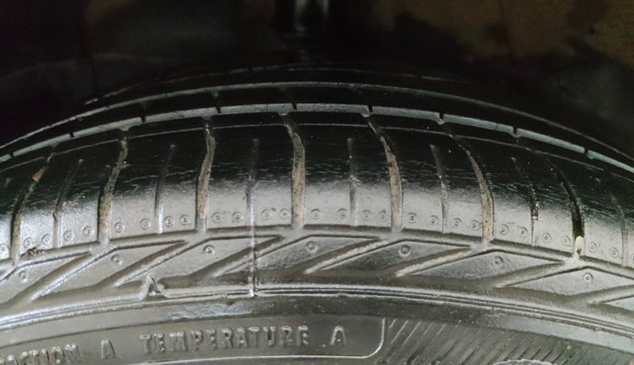 2019 Tata NEXON XMA PETROL, Petrol, Automatic, 29,568 km, Right Rear Tyre Tread