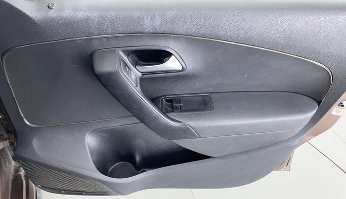 2021 Volkswagen Polo Trendline 1.0 L Petrol, Petrol, Manual, 71,908 km, Driver Side Door Panels Control