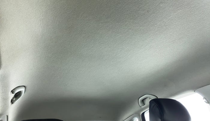 2021 Volkswagen Polo Trendline 1.0 L Petrol, Petrol, Manual, 71,908 km, Ceiling - Roof lining is minor torn