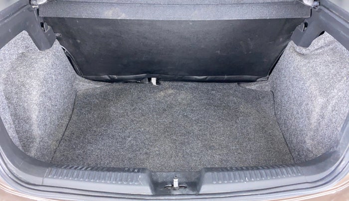 2021 Volkswagen Polo Trendline 1.0 L Petrol, Petrol, Manual, 71,908 km, Boot Inside