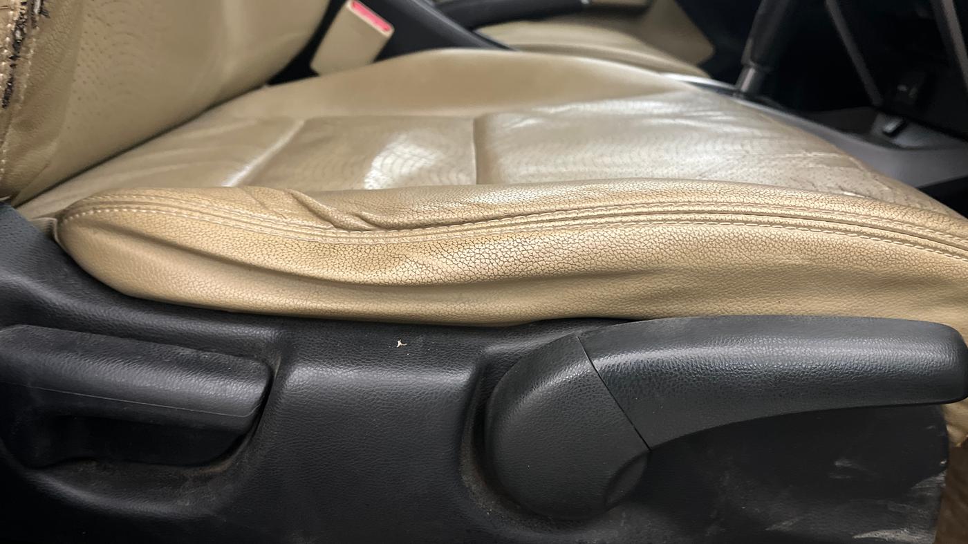 2017 Honda City 1.5L I-VTEC ZX CVT, Petrol, Automatic, 54,181 km, Driver Side Adjustment Panel