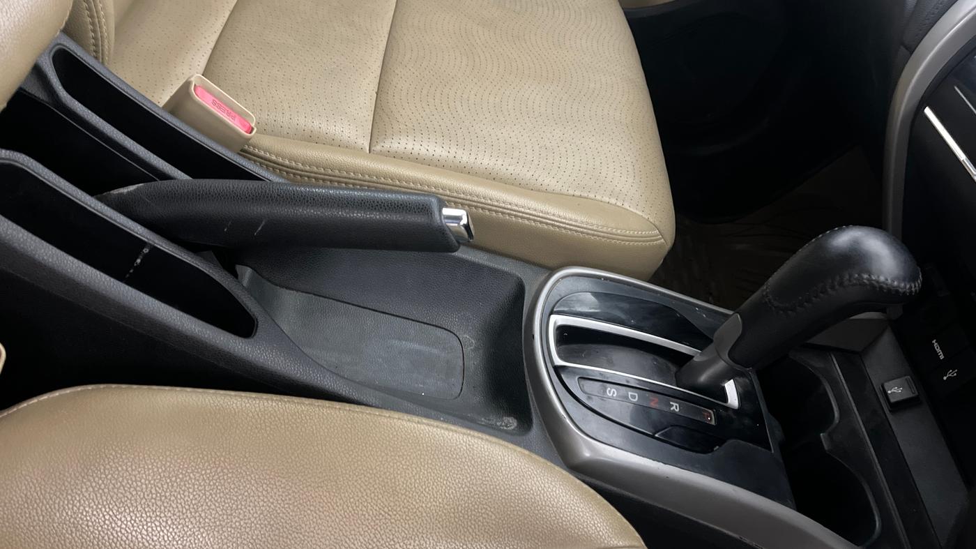 2017 Honda City 1.5L I-VTEC ZX CVT, Petrol, Automatic, 54,181 km, Gear Lever
