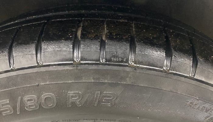 2014 Hyundai i10 MAGNA 1.1, Petrol, Manual, 85,092 km, Left Front Tyre Tread