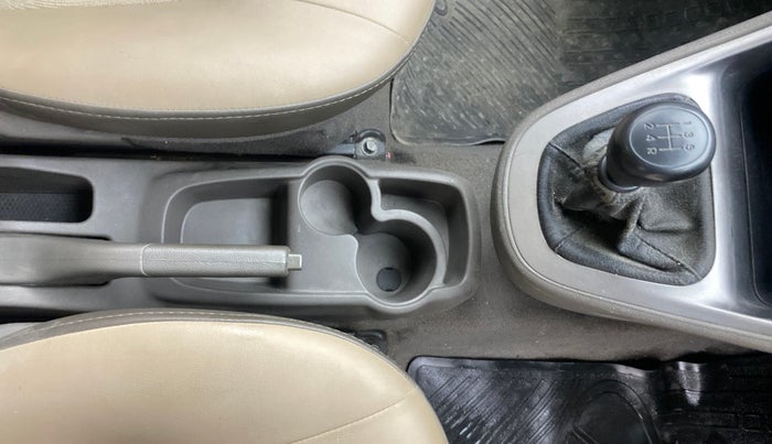 2014 Hyundai i10 MAGNA 1.1, Petrol, Manual, 85,092 km, Gear Lever