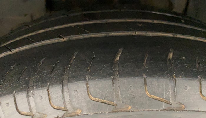 2020 Tata NEXON XZA PLUS (O) PETROL, Petrol, Automatic, 66,814 km, Left Front Tyre Tread