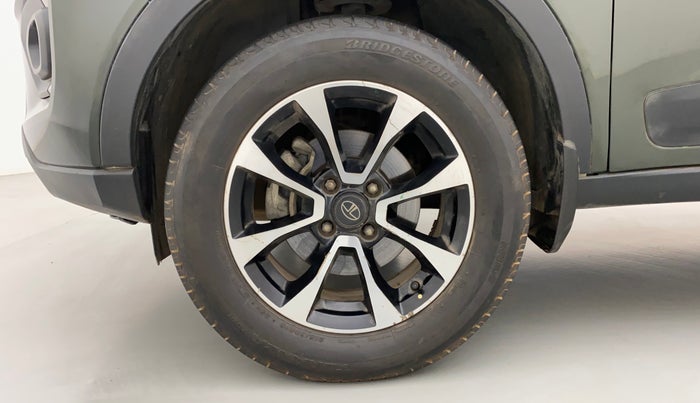 2020 Tata NEXON XZA PLUS (O) PETROL, Petrol, Automatic, 66,814 km, Left Front Wheel