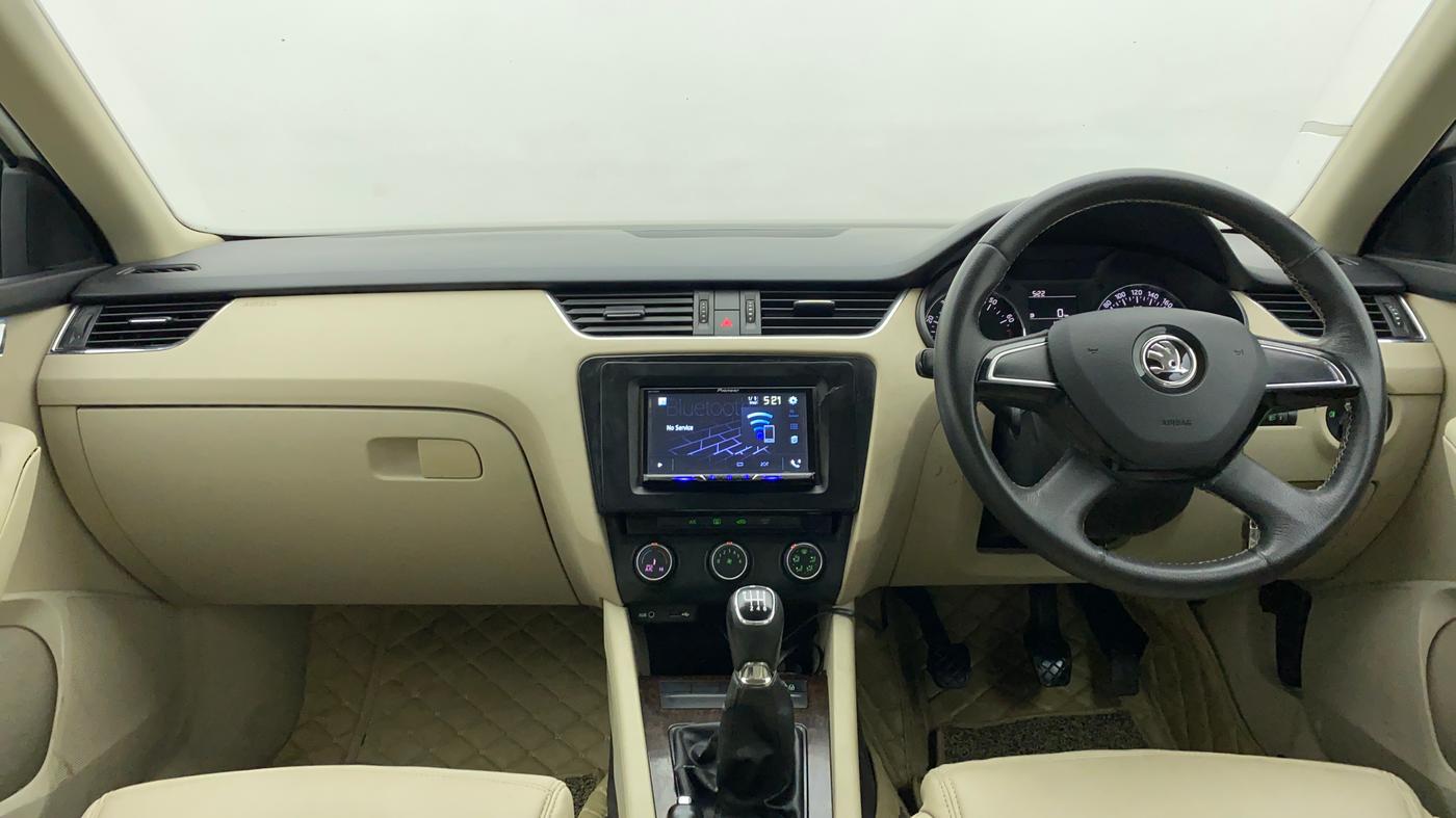 2014 Skoda Octavia ACTIVE 1.4 TSI, Petrol, Manual, 60,093 km, Dashboard