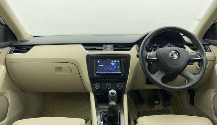 2014 Skoda Octavia ACTIVE 1.4 TSI, Petrol, Manual, 60,093 km, Dashboard