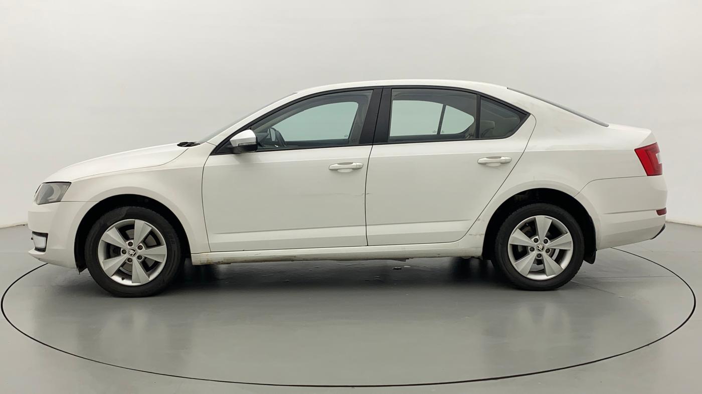 2014 Skoda Octavia ACTIVE 1.4 TSI, Petrol, Manual, 60,093 km, Left Side