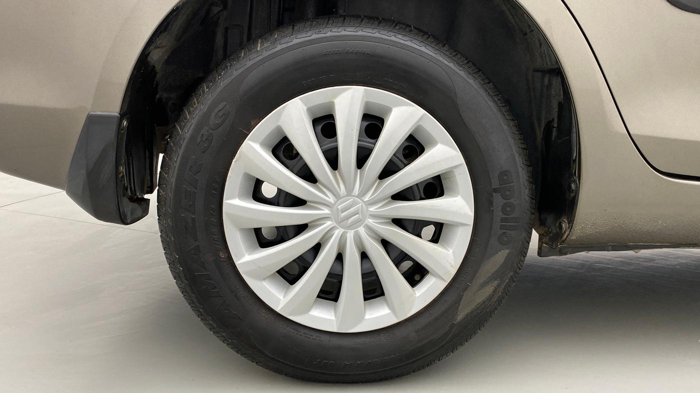 2016 Maruti Swift Dzire VXI OPT, Petrol, Manual, 17,094 km, Right Rear Wheel