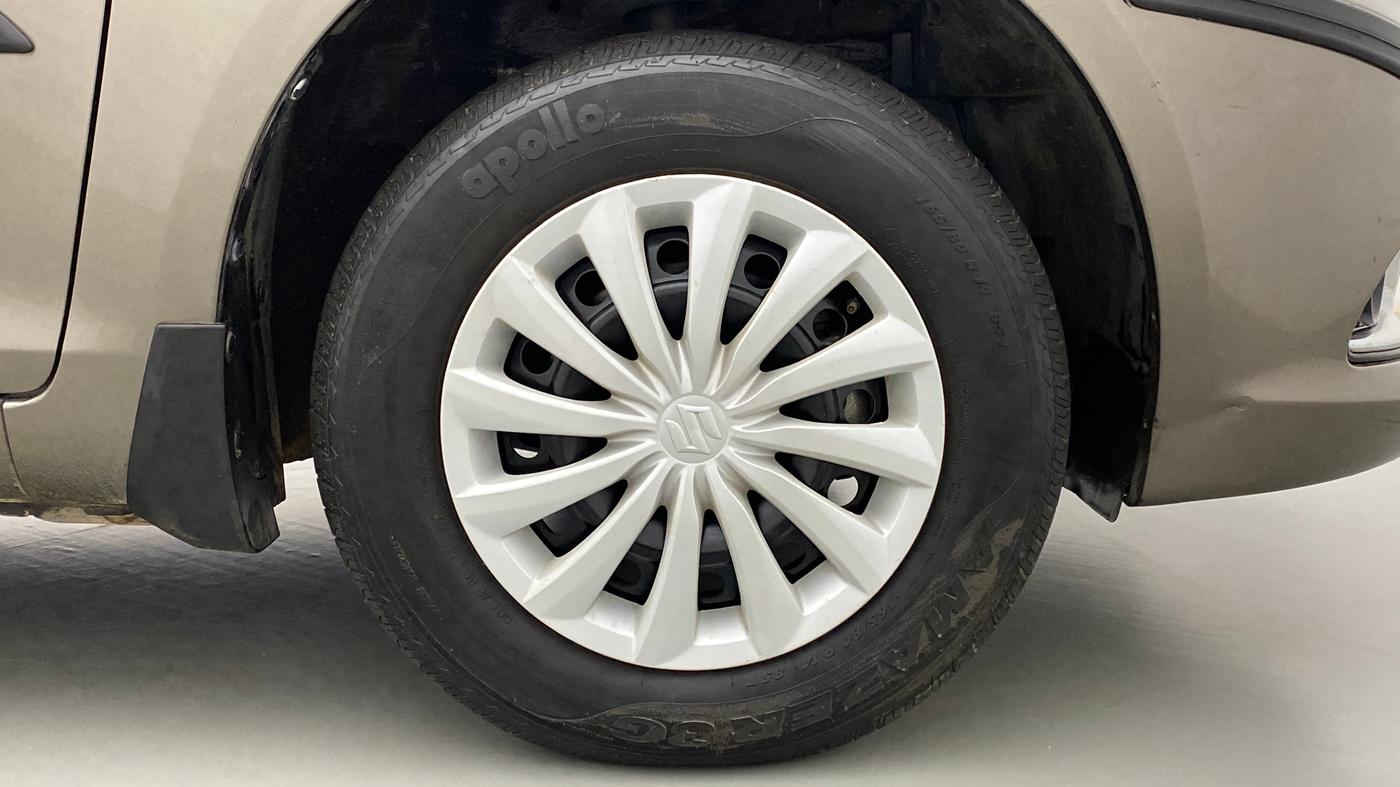 2016 Maruti Swift Dzire VXI OPT, Petrol, Manual, 17,094 km, Right Front Wheel
