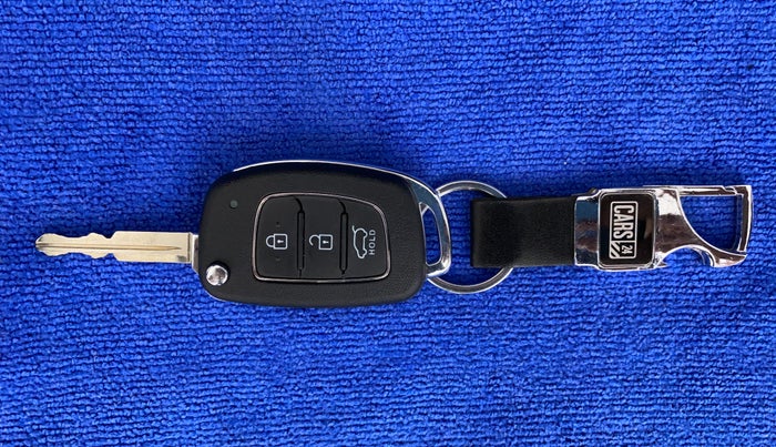 2022 Hyundai Creta EX 1.5 PETROL, Petrol, Manual, 34,360 km, Key Close Up