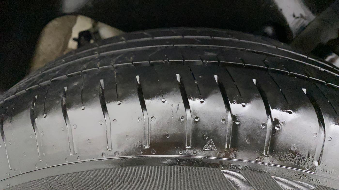 2022 Hyundai Creta EX 1.5 PETROL, Petrol, Manual, 34,360 km, Left Rear Tyre Tread
