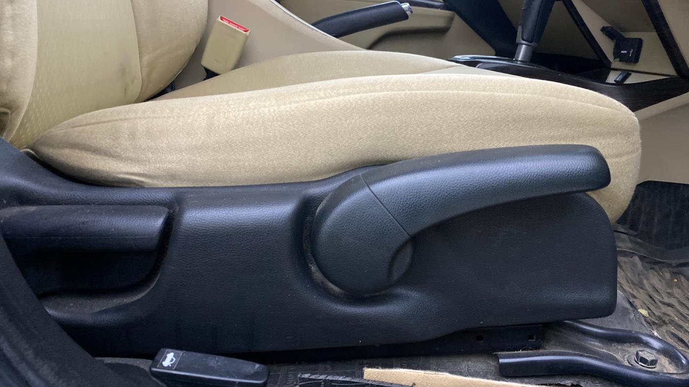 2019 Honda City 1.5L I-VTEC VX CVT, Petrol, Automatic, 38,575 km, Driver Side Adjustment Panel