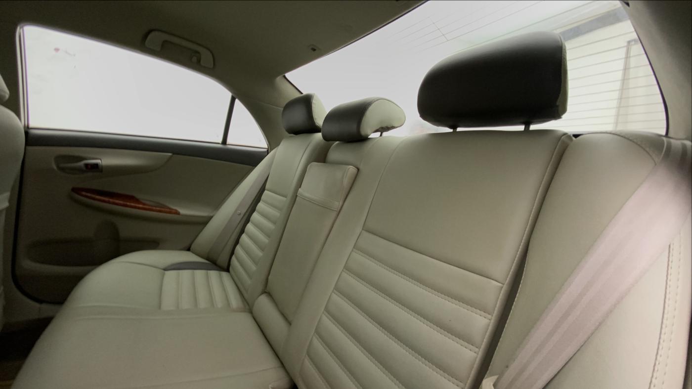 2011 Toyota Corolla Altis VL AT, Petrol, Automatic, 83,619 km, Right Side Rear Door Cabin