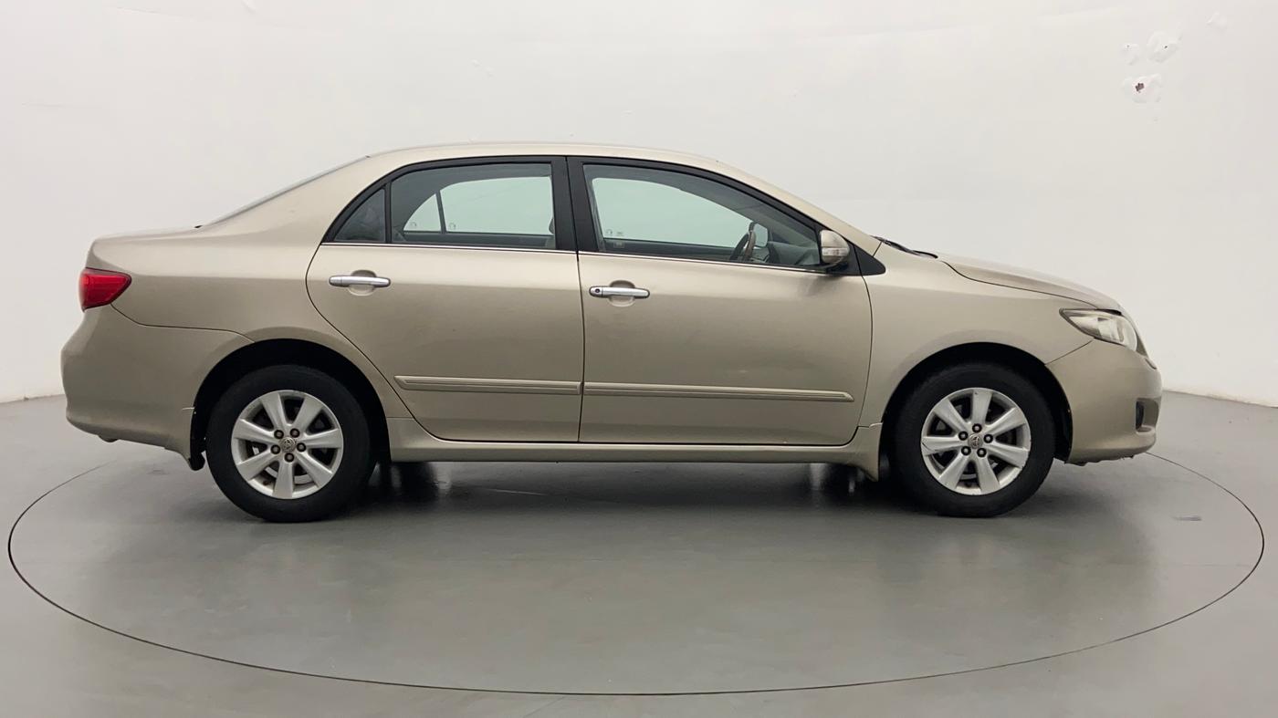 2011 Toyota Corolla Altis VL AT, Petrol, Automatic, 83,619 km, Right Side