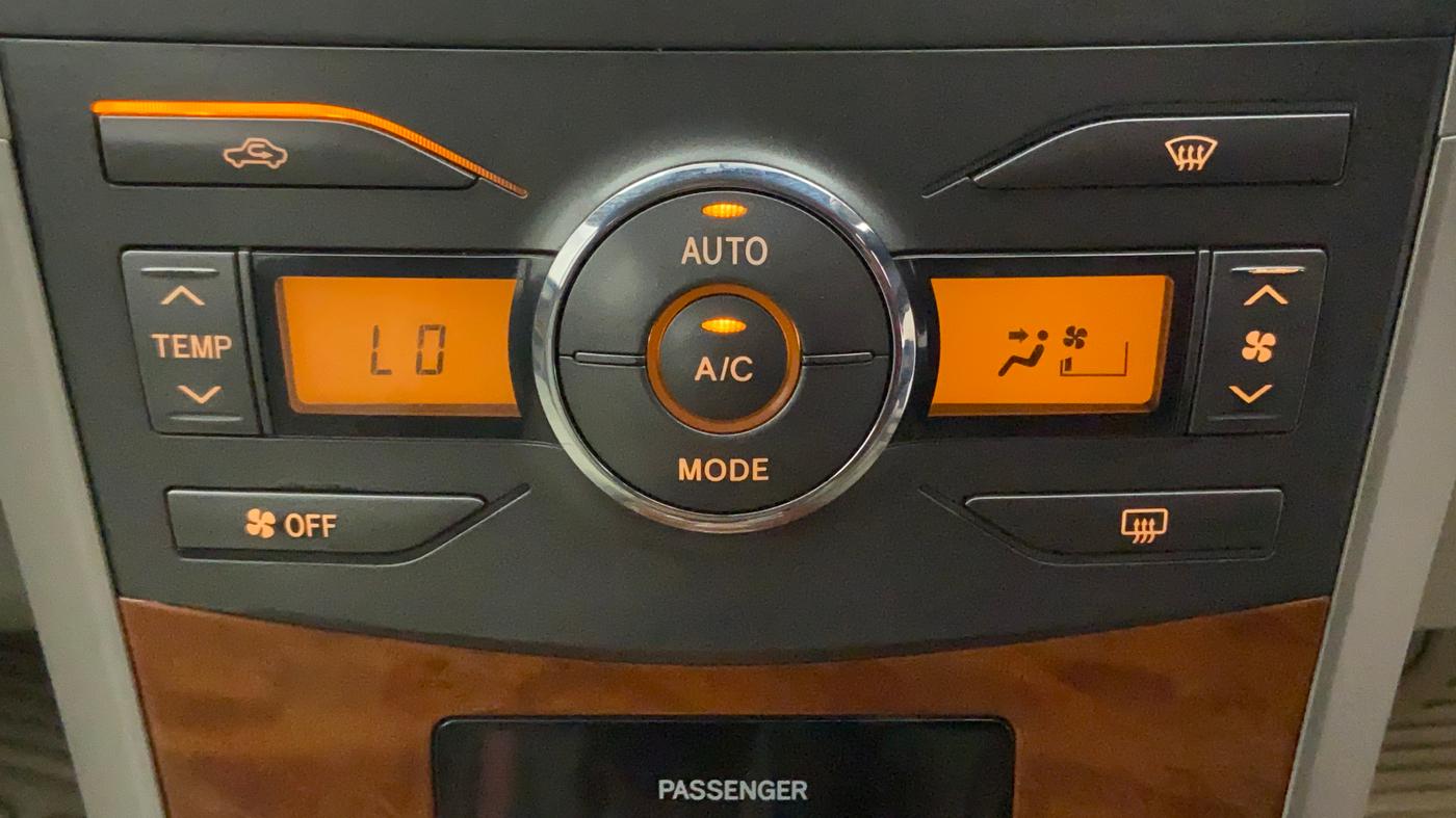 2011 Toyota Corolla Altis VL AT, Petrol, Automatic, 83,619 km, Automatic Climate Control