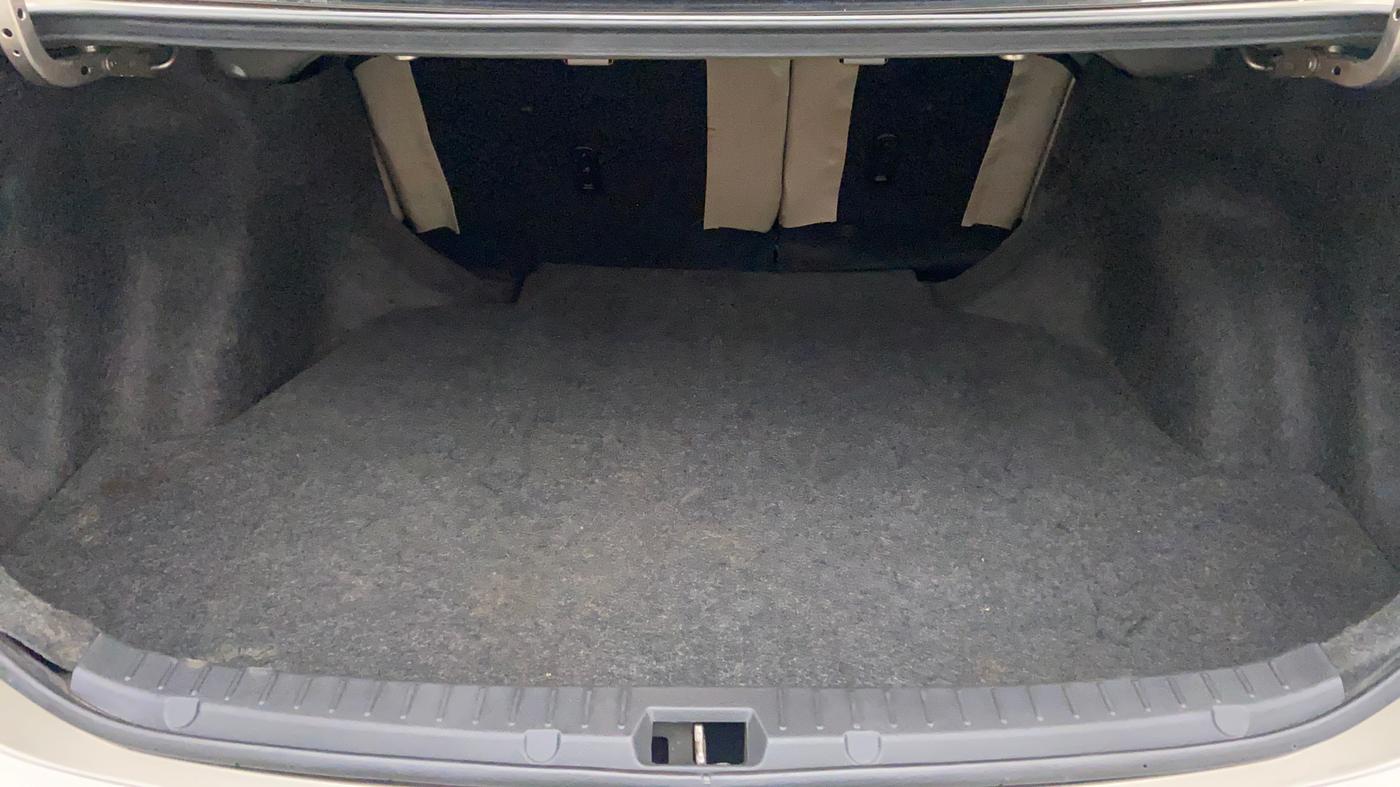 2011 Toyota Corolla Altis VL AT, Petrol, Automatic, 83,619 km, Boot Inside
