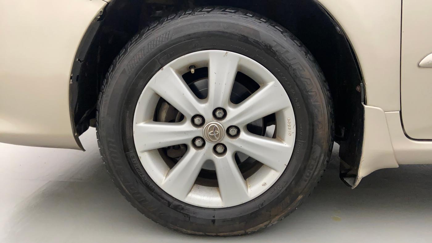 2011 Toyota Corolla Altis VL AT, Petrol, Automatic, 83,619 km, Left Front Wheel