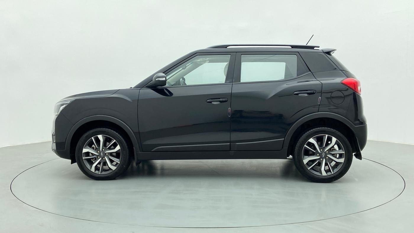 2020 Mahindra XUV300 W8(O), Diesel, Manual, 10,441 km, Left Side