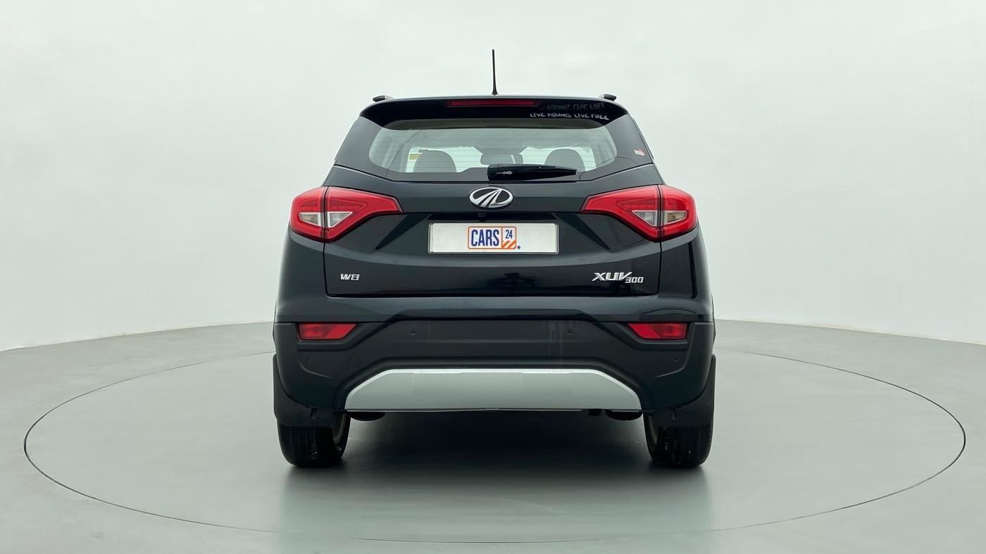 2020 Mahindra XUV300 W8(O), Diesel, Manual, 10,441 km, Back/Rear