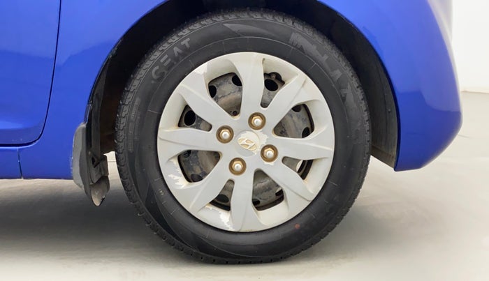 2014 Hyundai Eon SPORTZ, Petrol, Manual, 36,848 km, Right Front Wheel