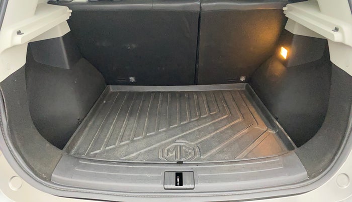 2023 MG ASTOR SAVVY 1.3 TURBO AT S RED, Petrol, Automatic, 30,812 km, Boot Inside