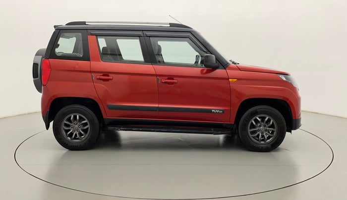 2018 Mahindra TUV300 T10 DUAL TONE, Diesel, Manual, 51,311 km, Right Side View