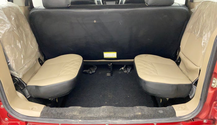2018 Mahindra TUV300 T10 DUAL TONE, Diesel, Manual, 51,311 km, Third Seat Row ( optional )