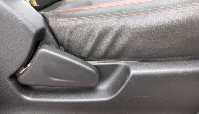 2017 Datsun Redi Go T (O), Petrol, Manual, 54,221 km, Driver Side Adjustment Panel