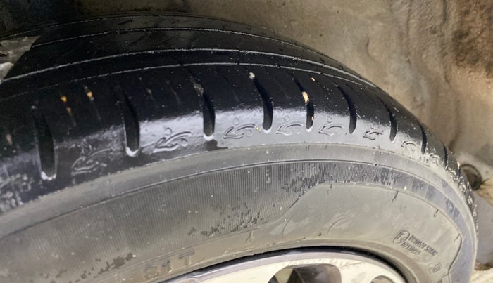 2023 Hyundai AURA SX 1.2, Petrol, Manual, 57,248 km, Right Rear Tyre Tread