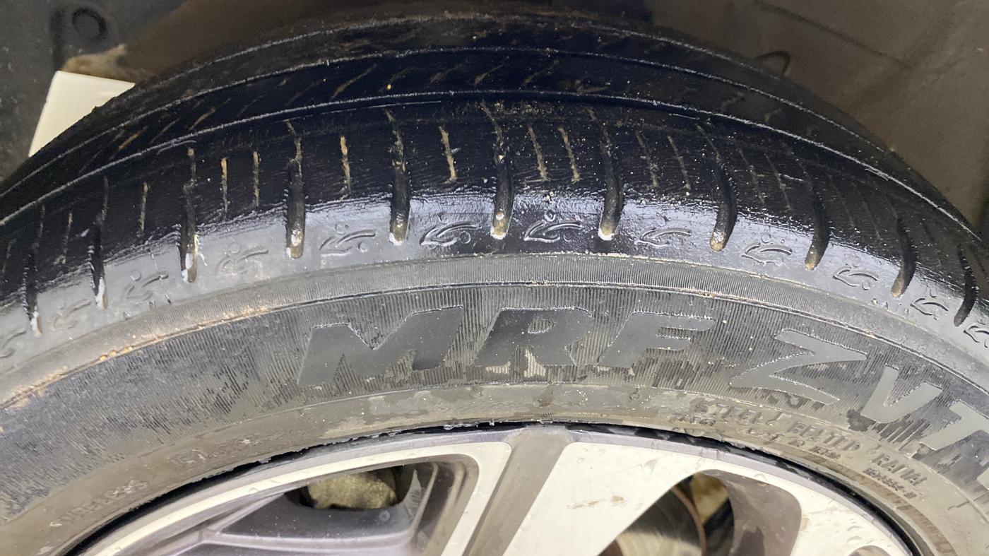 2023 Hyundai AURA SX 1.2, Petrol, Manual, 57,248 km, Left Front Tyre Tread