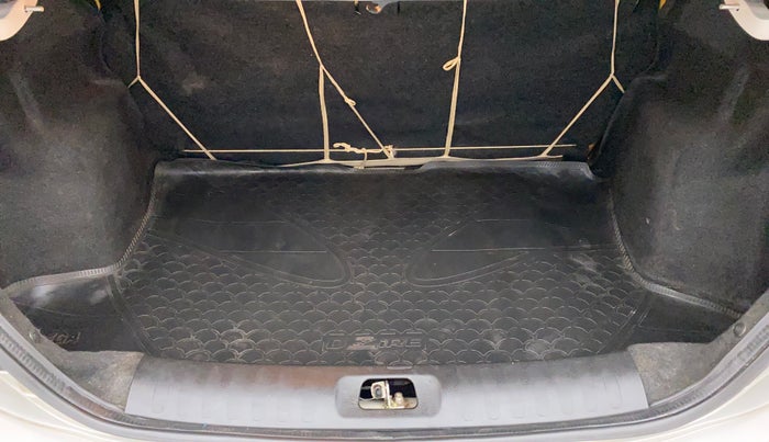 2014 Maruti Swift Dzire VXI, Petrol, Manual, 38,689 km, Boot Inside