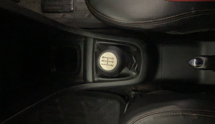 2014 Maruti Swift VXI, Petrol, Manual, 37,134 km, Gear Lever