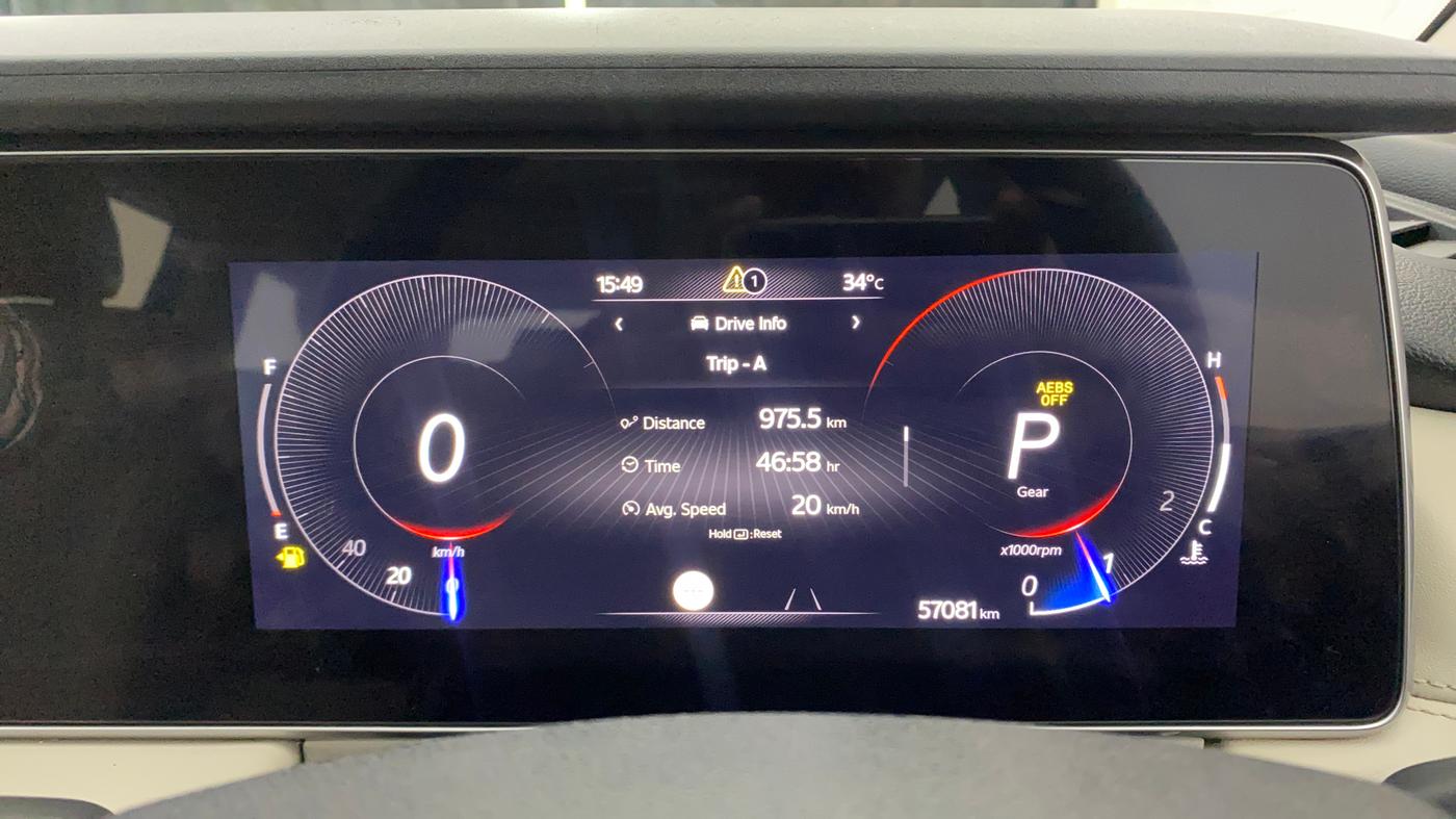 2021 Mahindra XUV700 AX 7 LUXURY P AT 7 STR, Petrol, Automatic, 57,114 km, Odometer Image