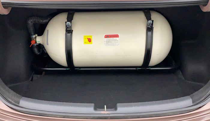 2022 Hyundai AURA S 1.2 CNG, CNG, Manual, 32,830 km, Boot Inside