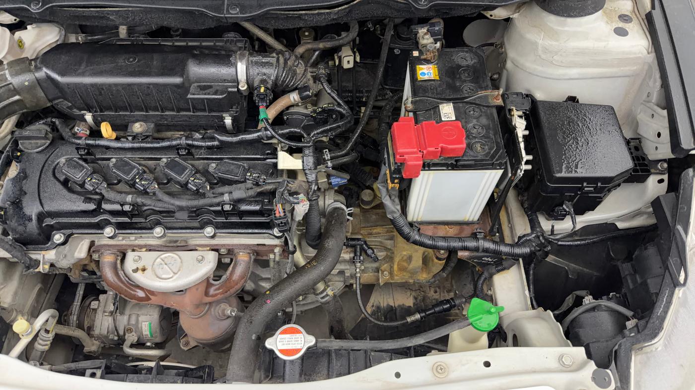 2018 Maruti Ciaz DELTA 1.5 SHVS MT PETROL, Petrol, Manual, 1,05,091 km, Engine View - Left