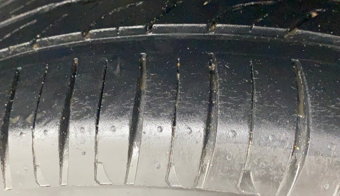 2017 Volkswagen Polo GT TSI AT, Petrol, Automatic, 36,864 km, Left Rear Tyre Tread