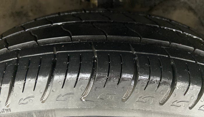 2020 Maruti Baleno DELTA 1.2 K12, Petrol, Manual, 20,061 km, Right Front Tyre Tread